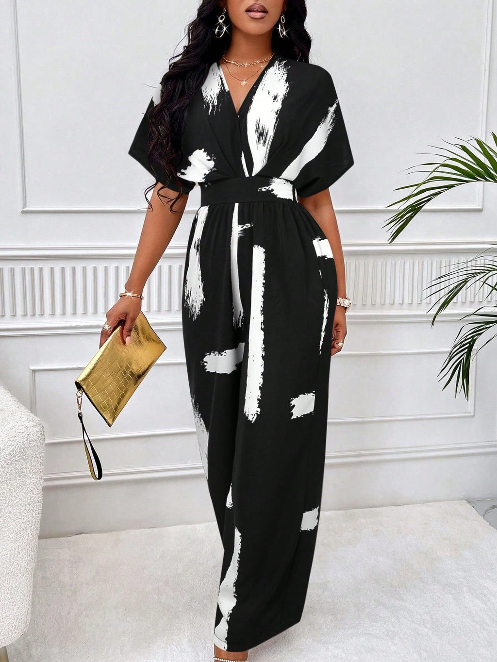 Macacão Feminino de Manga Curta Estampado