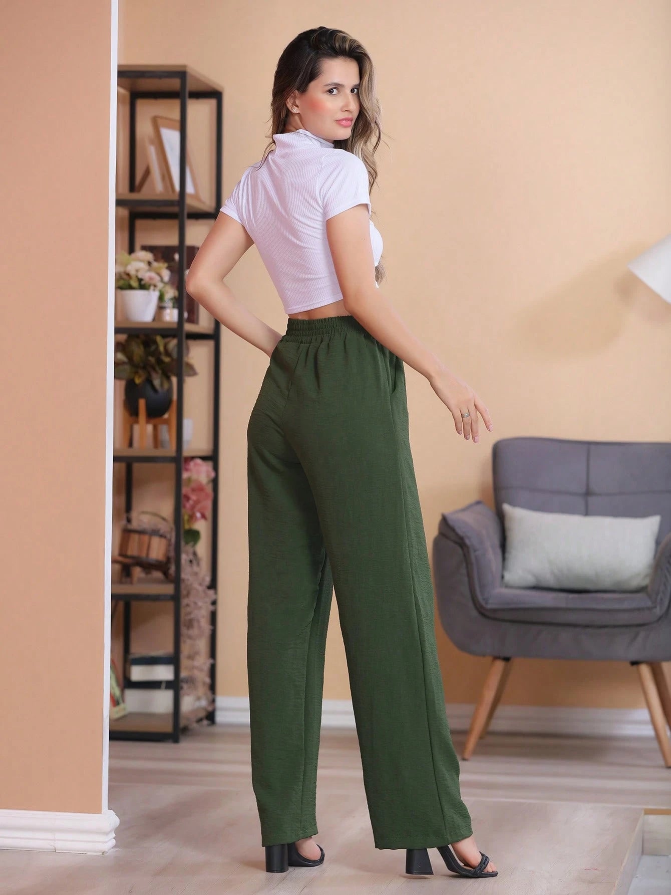 Calça Pantalona Feminina Com Bolso Cintura Alta Duna
