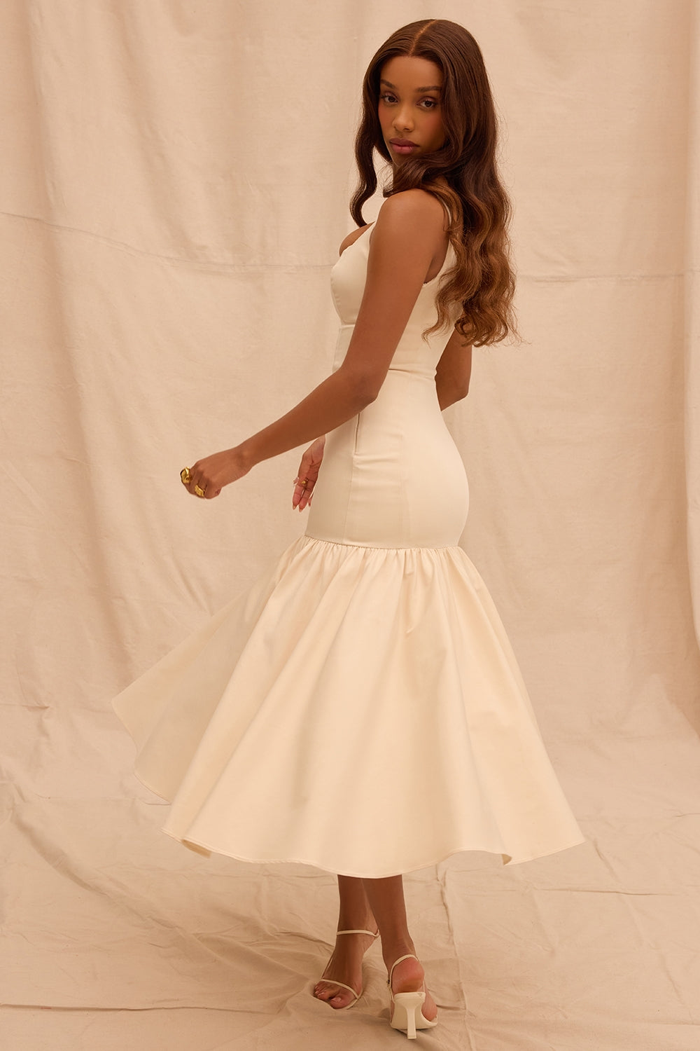 Vestido Feminino Midi Rodado - Loren