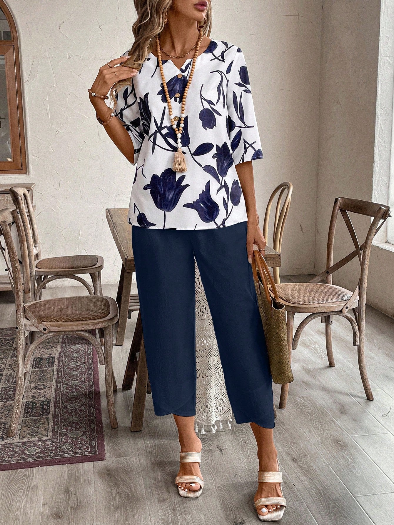 Conjunto Feminino Blusa Meia Manga e Capri