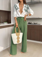 Conjunto Feminino Camisa Estampada e Calça Soltinha